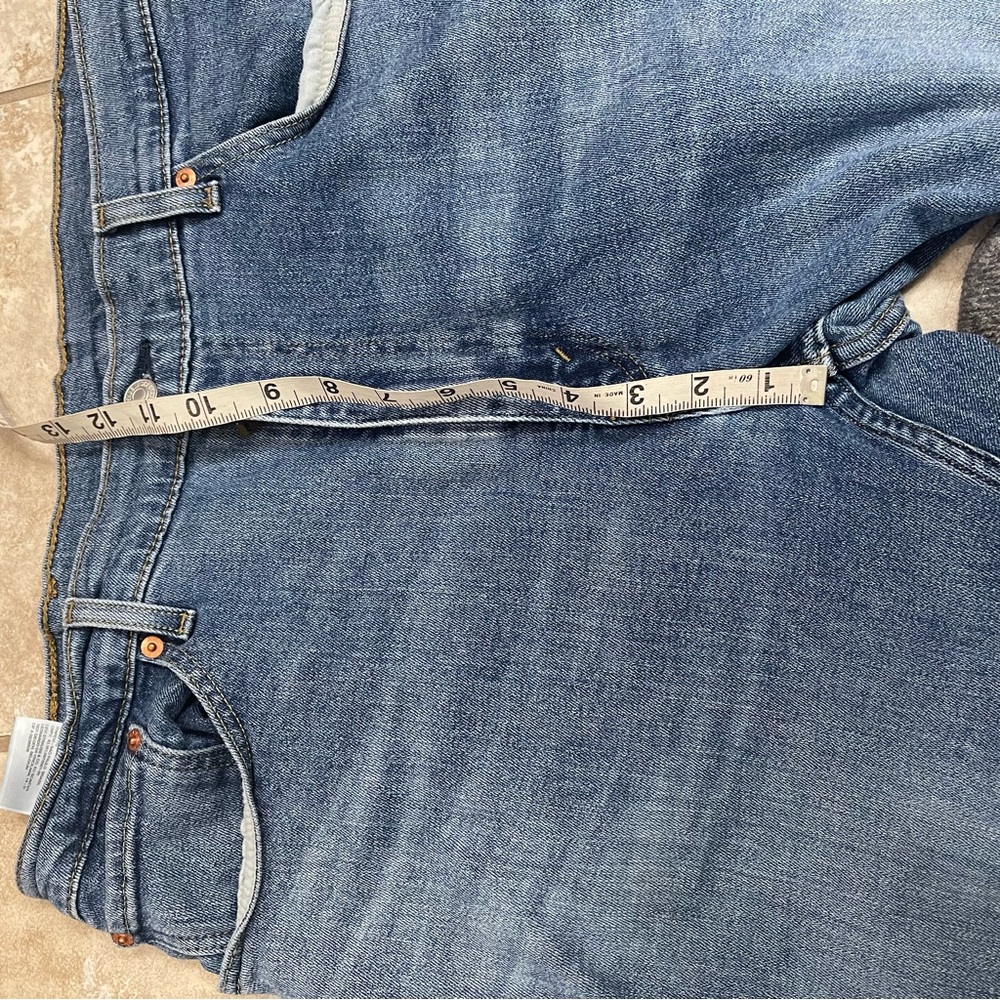 Levis 505 Jeans Mens 38x30 Blue Regular Fit Straight‎ Pre Own 
See approximate - Picture 4 of 7